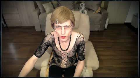 Clementine online show from 11-03-25, 08:04