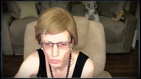 Clementine online show from 02-17-26, 08:55