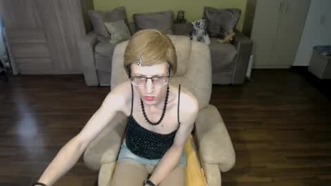 Clementine online show from 03-10-26, 07:35