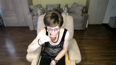 Clementine online show from 04-13-26, 06:30