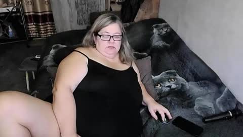 Lana online show from 10-30-25, 07:58