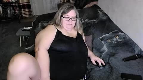 Lana online show from 03-24-26, 11:54