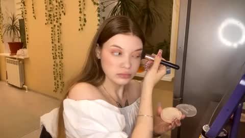 Snapshot of twandalazzar chatting on 02-13-26, 06:15 Emily online show from 02-13-26, 06:15