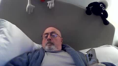 twatcockandballs online show from 04-05-26, 01:36