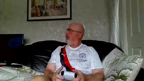 twatcockandballs online show from 06-04-26, 01:39