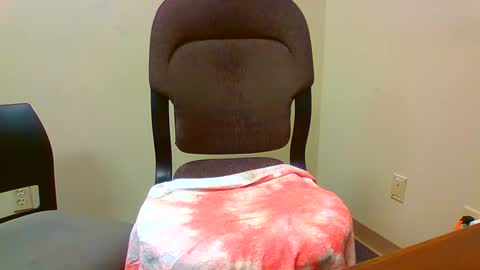 Snapshot of twayne29x chatting on 12-24-24, 03:16 twayne29x online show from 12-24-24, 03:16