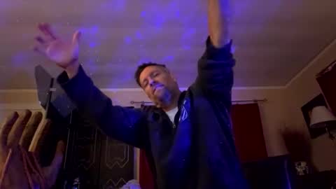 Snapshot of twerkandjerkk chatting on 02-13-26, 02:51 twerkandjerkk online show from 02-13-26, 02:51