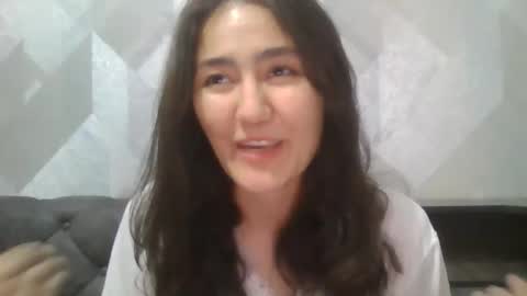 Snapshot of twilighttease chatting on 09-18-25, 06:32 twilighttease online show from 09-18-25, 06:32