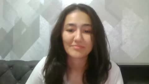 Snapshot of twilighttease chatting on 09-19-25, 02:07 twilighttease online show from 09-19-25, 02:07