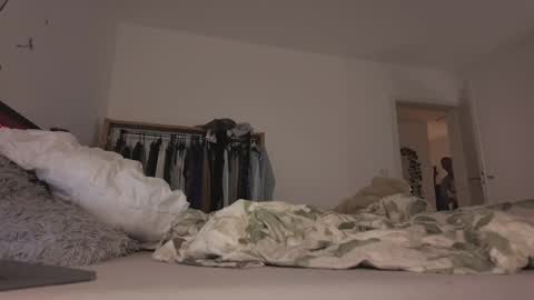 TwinFlameDesire online show from 10-26-25, 10:15