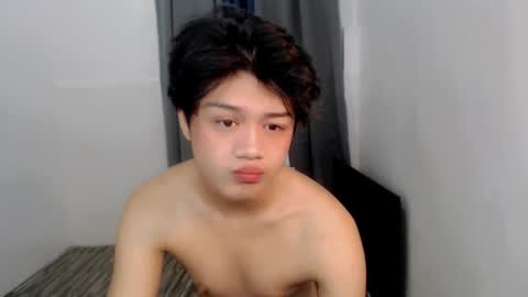 Snapshot of twink_blaze chatting on 10-13-25, 10:54 BLAZE online show from 10-13-25, 10:54