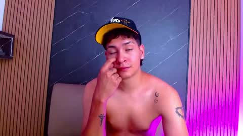 Snapshot of twink_bunny chatting on 05-09-26, 07:02 samu online show from 05-09-26, 07:02