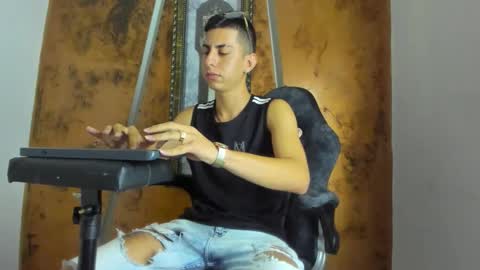 twink_scott19 online show from 09-28-25, 12:16