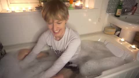 Ben online show from 09-16-25, 07:37