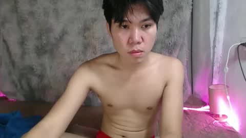Snapshot of twinkerx chatting on 04-20-26, 10:29 twinkerx online show from 04-20-26, 10:29