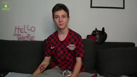 Viego Pattel online show from 09-22-25, 04:36