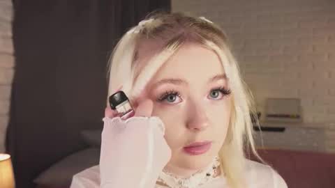 twinklefluff online show from 10-14-25, 04:08