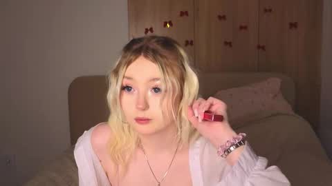 twinklefluff online show from 01-10-26, 04:20