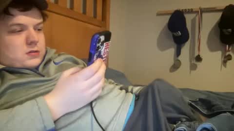 Snapshot of twinkmikexxx12 chatting on 02-26-25, 12:16 mike online show from 02-26-25, 12:16