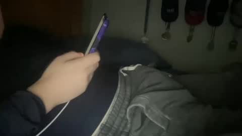 Snapshot of twinkmikexxx12 chatting on 10-13-25, 08:42 mike online show from 10-13-25, 08:42