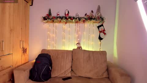 Snapshot of twinksboys_23 chatting on 11-29-25, 07:39 twinksboys_23 online show from 11-29-25, 07:39