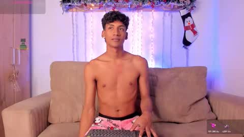 Snapshot of twinksboys_23 chatting on 12-21-25, 07:04 twinksboys_23 online show from 12-21-25, 07:04