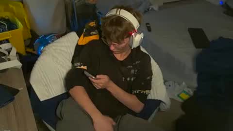 shytwink online show from 09-27-25, 02:44