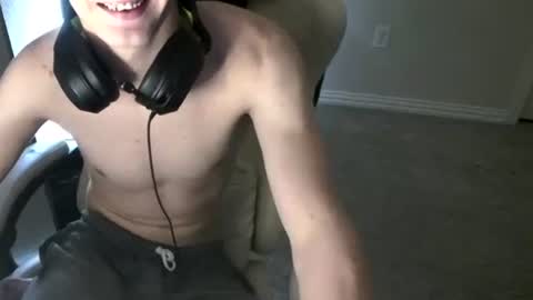 Snapshot of twinktools chatting on 01-14-26, 09:31 shytwink online show from 01-14-26, 09:31