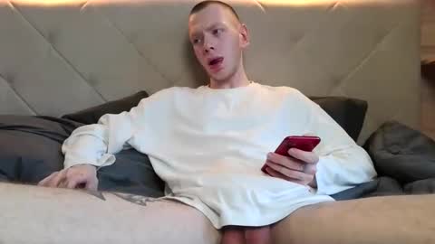 Snapshot of twinkyboyxq chatting on 01-15-26, 11:15 TwinkyBoyxq online show from 01-15-26, 11:15