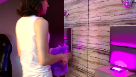 twinslovers_ online show from 12-18-25, 03:34