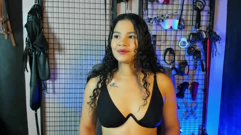 Clio  Tadeo online show from 02-07-25, 09:26