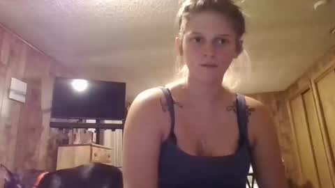 twizzler_twizzle online show from 09-14-25, 05:28