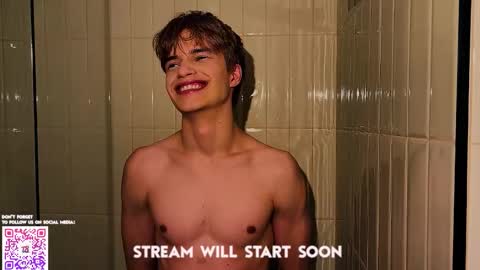 Molly and Nick online show from 03-25-26, 10:38