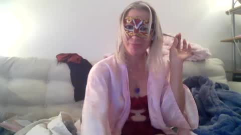 Snapshot of twoboobsonepenis chatting on 06-13-26, 03:15 twoboobsonepenis online show from 06-13-26, 03:15