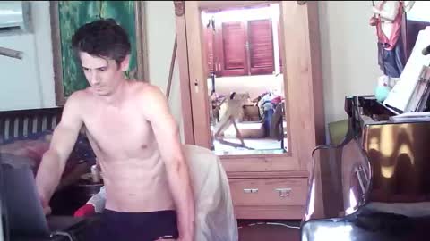 Snapshot of twoforallprivate chatting on 01-14-25, 01:17 TobeBritta online show from 01-14-25, 01:17