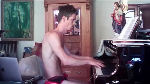 Snapshot of twoforallprivate chatting on 09-24-25, 01:47 TobeBritta online show from 09-24-25, 01:47