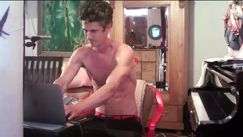 TobeBritta online show from 11-01-25, 07:16