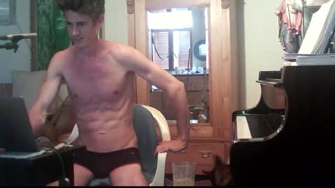 Snapshot of twoforallprivate chatting on 12-22-25, 07:33 TobeBritta online show from 12-22-25, 07:33