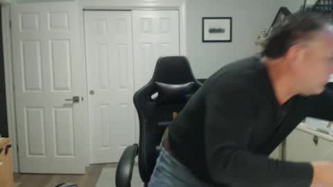 Twopeopleinlove online show from 10-14-25, 09:54