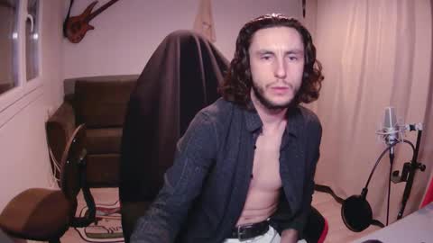 Snapshot of txandb666 chatting on 01-13-26, 06:57 txandb666 online show from 01-13-26, 06:57