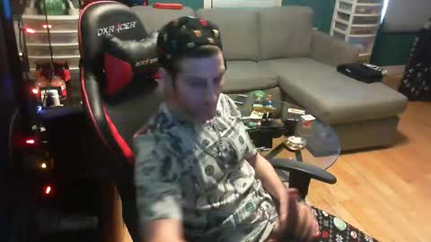 Snapshot of tye2high chatting on 02-23-25, 08:22 tye2high online show from 02-23-25, 08:22