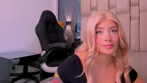  TYLA  online show from 05-19-26, 03:35