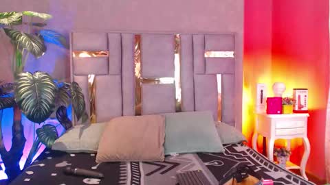 tyla_ks online show from 09-16-25, 08:10