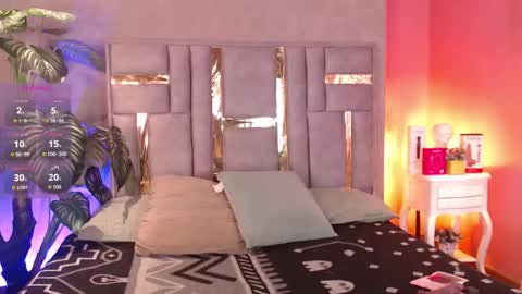 tyla_ks online show from 09-17-25, 08:32