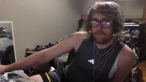 Snapshot of tylahfae chatting on 03-16-26, 05:44 tylahfae online show from 03-16-26, 05:44