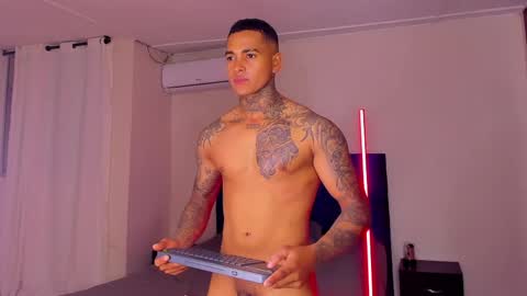 tyler_bell_ online show from 03-27-26, 08:26