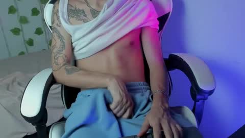 Snapshot of tyler_garcia_ chatting on 02-06-25, 02:04 Tyler Garcia online show from 02-06-25, 02:04