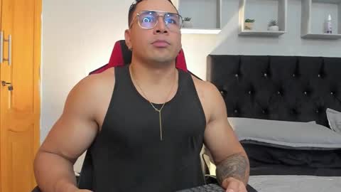 tyler_hank1 online show from 03-27-26, 01:33