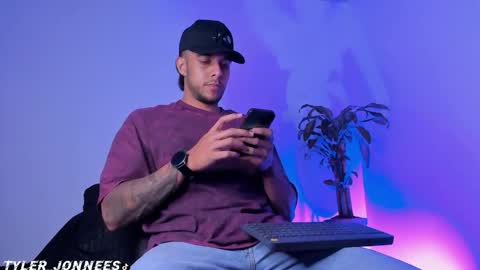 Tyler online show from 02-26-26, 01:59