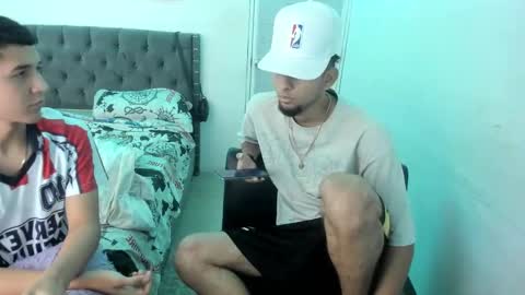 Snapshot of tyler_master24 chatting on 09-17-25, 01:51 tyler online show from 09-17-25, 01:51